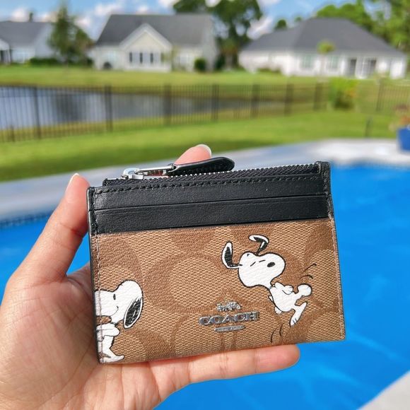 NWT Coach X Peanuts Mini Skinny Id Case In Signature Canvas With Snoopy Print - Picture 3 of 6